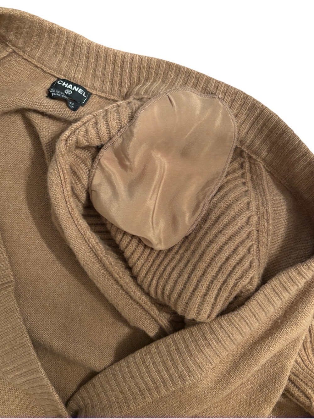 CHANEL 80s Vintage Camel Hair Cardigan | Made in Scotland | Gold Button | Size M - Picture 10 of 16